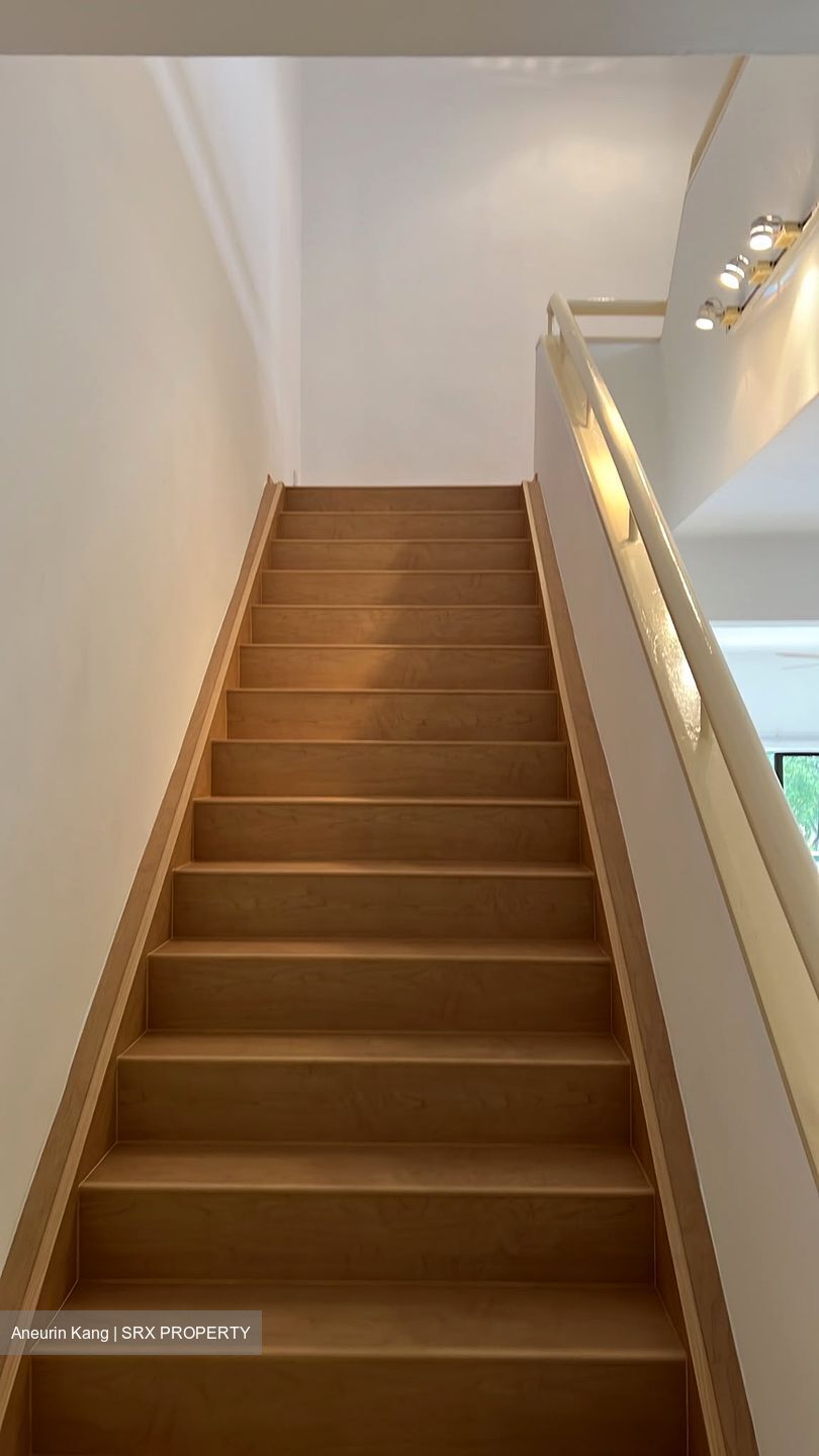 Villa Delle Rose (D10), Condominium #586498491